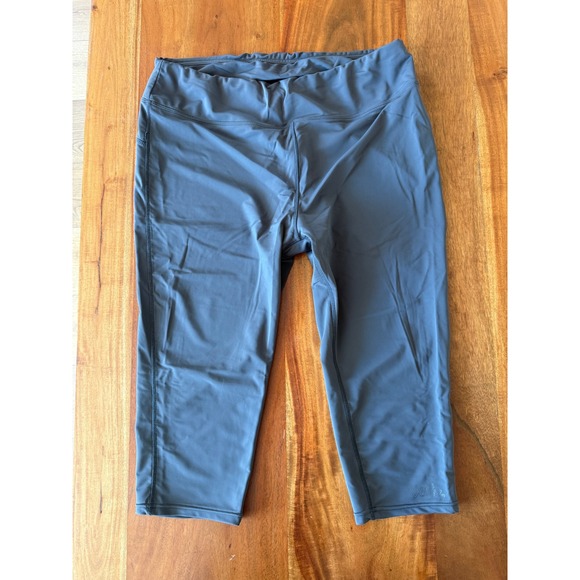UV Skinz SPF 50 Gray Women's Capri Leggings Size 2XL - Picture 1 of 5